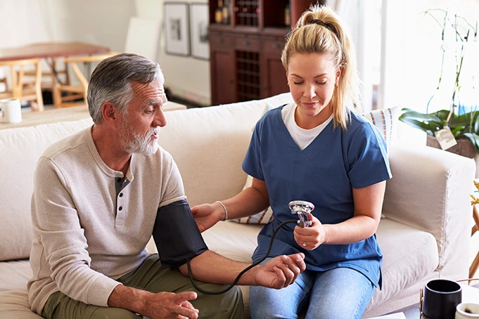 tolhomecare-line-in-care--service-sm 4 tolhomecare line in care service sm